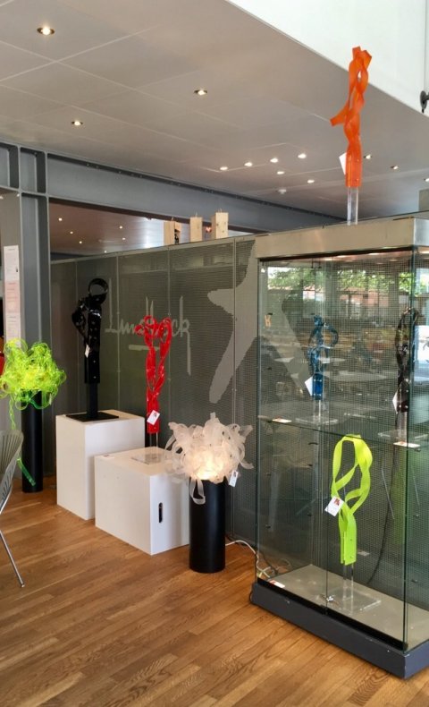 Lysskulptur.dk udstiller i kantinen hos Lundbeck, Otiliavej 7, Valby